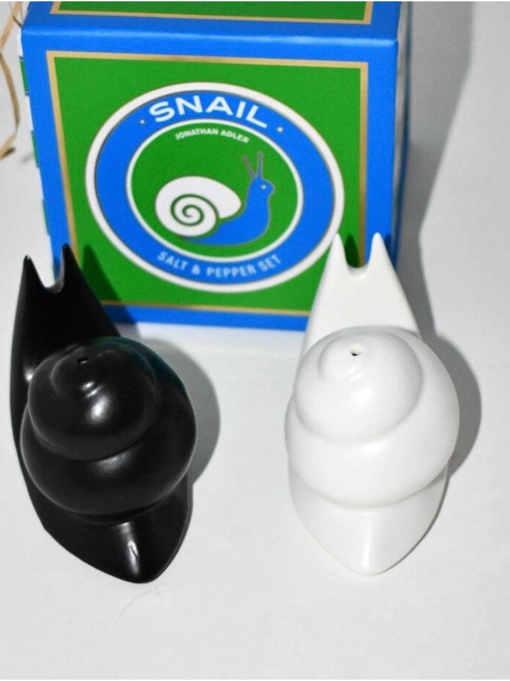 NEW IN BOX JONATHAN ADLER SNAIL SALT AND PEPPER SHAKERS WHITE AND BLACK